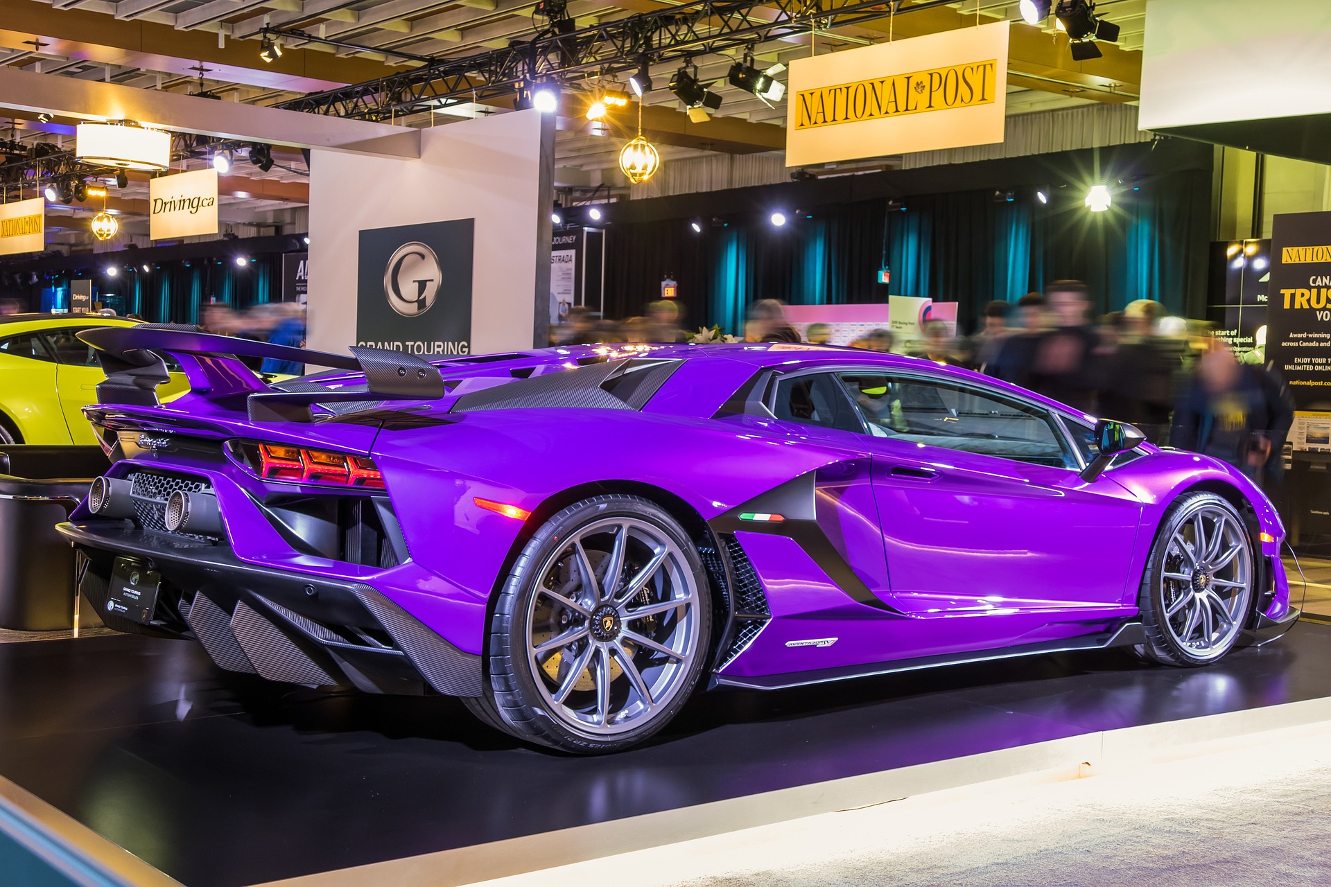 Lamborghini Revuelto